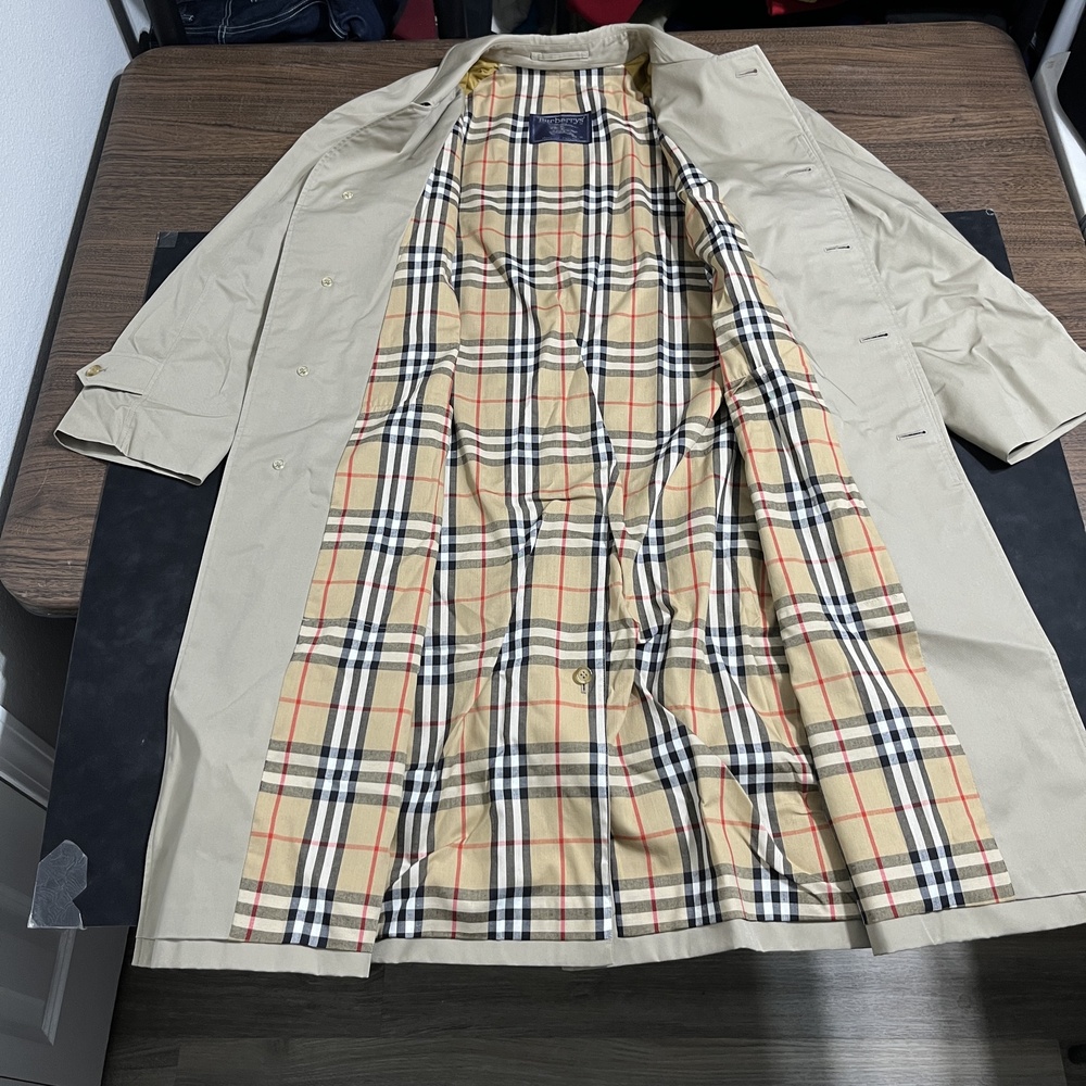 Vintage Burberrys Rain Coat Mens EU 52 Prosum Nova Check Made England Trench